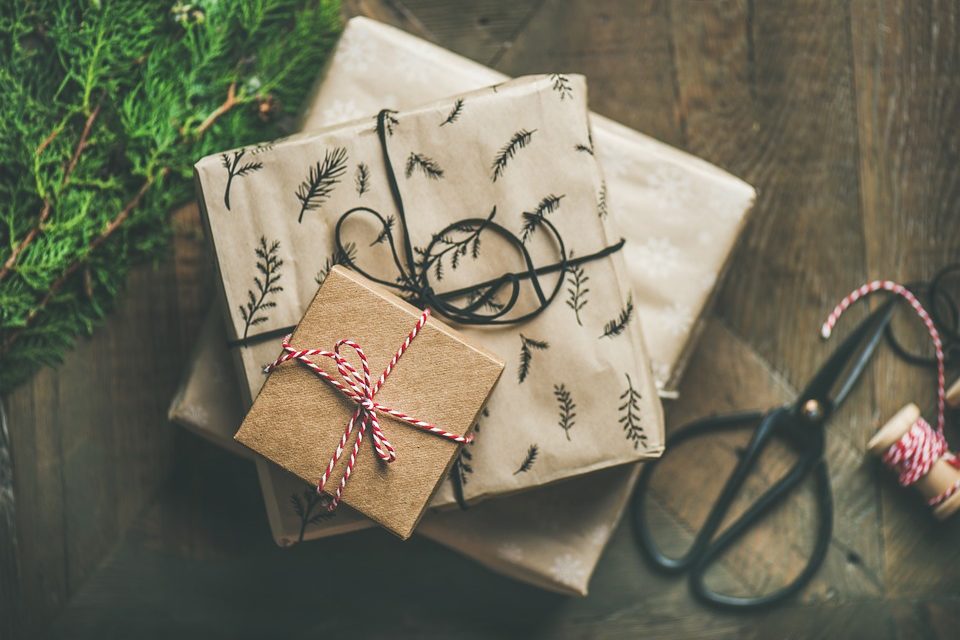 Guide des cadeaux de Noël : 10 cadeaux intelligents pour les spécialistes du marketing numérique